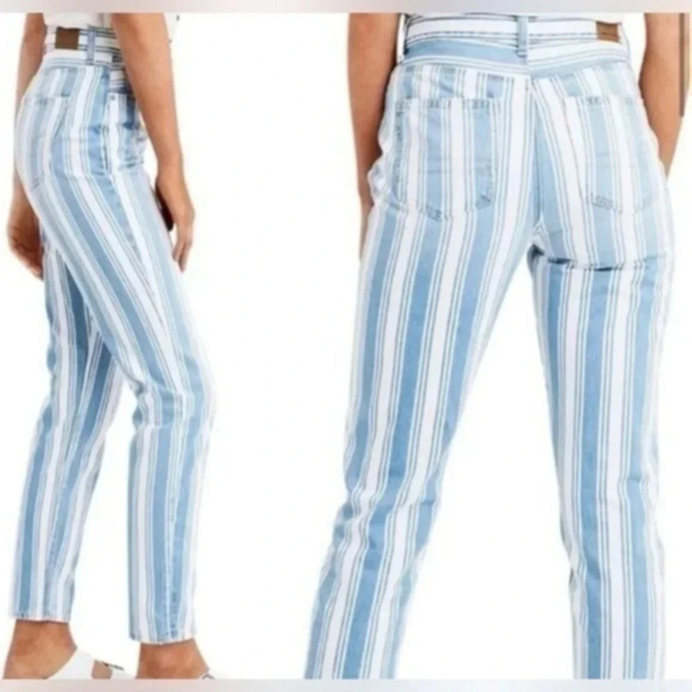 NWOT American Eagle Women’s Striped Blue/White Womens Mom Jeans size 14